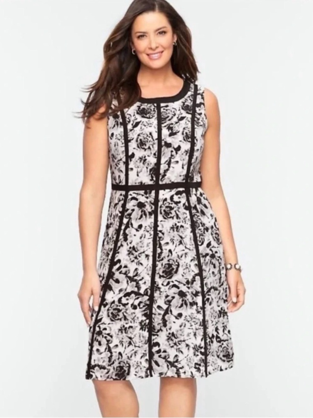 Sleeveless Black & White Floral Midi Dress with Slimming Lines